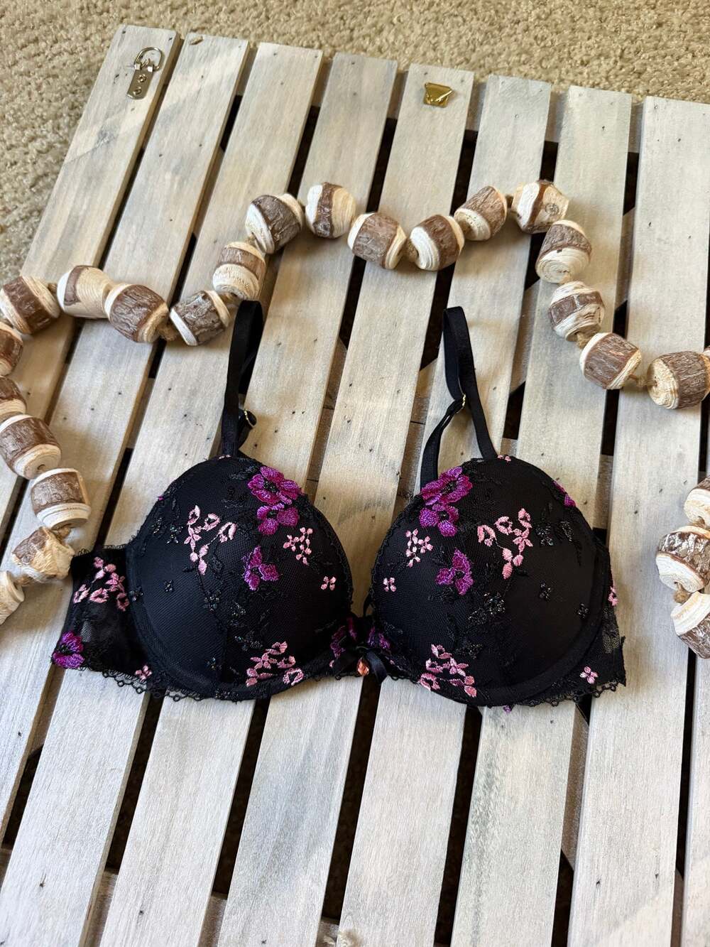 Victorias Secret Very Sexy Floral Embroidered Black Lace Push Up Bra